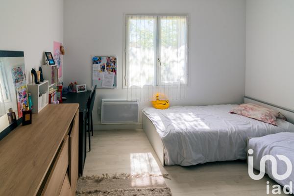 Maison à vendre 6 pièces 120 m² Saint-Médard-de-Guizières