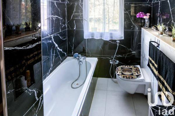 Maison à vendre 6 pièces 120 m² Saint-Médard-de-Guizières