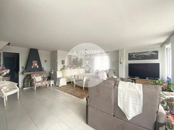 Vente                                                      Maison
                        
                     6 pièces                      121 m2                     à Saint-Brevin-les-Pins