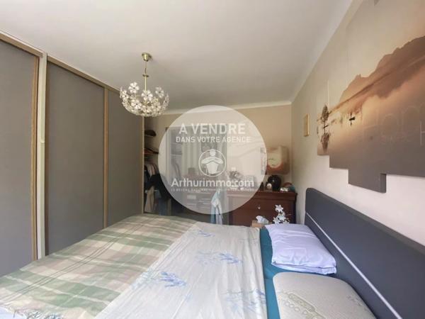 Vente                                                      Maison
                        
                     6 pièces                      121 m2                     à Saint-Brevin-les-Pins