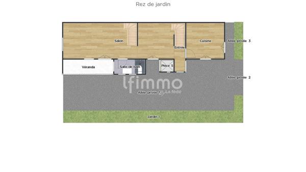 Maison familiale avec extérieur et stationnement