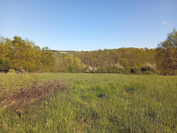 Terrain à CUSSET, 03300 - 2591m²