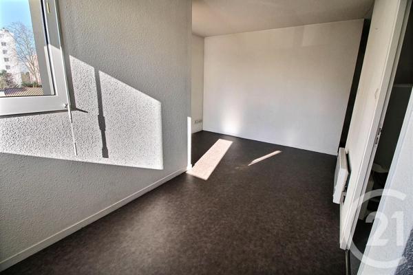 Appartement T1 à vendre  1 pièce - 24,40 m 2   TALENCE  - 33