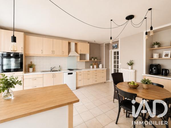 Maison à vendre 10 pièces 270 m² Puiseaux