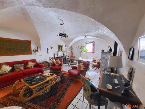 Maison de village 214 m2 avec jardin