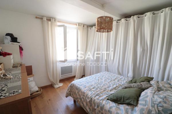 Appartement de type 3 - 2 chambres - 2 salles d’eau