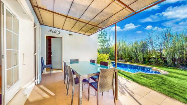 Saint-Saturnin-lès-Apt (84490) Villa familiale 4 chambres – Résidence sécurisée – Saint-Saturnin-lès-Apt