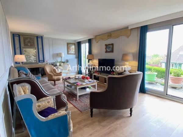 Vente                                                      Maison
                        
                     5 pièces                      160 m2                     à Deauville