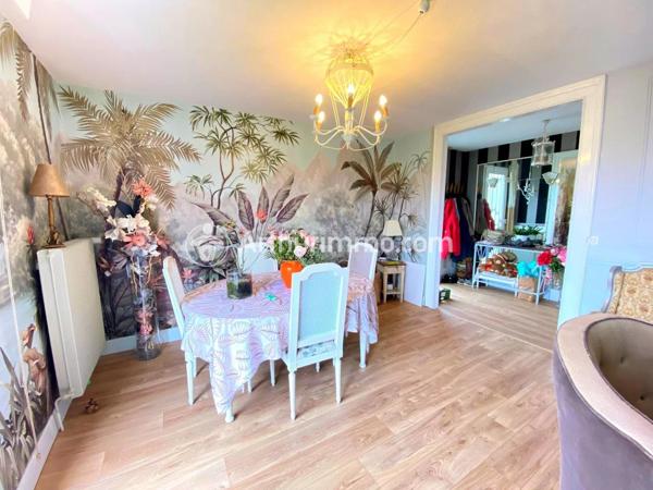 Vente                                                      Maison
                        
                     5 pièces                      160 m2                     à Deauville