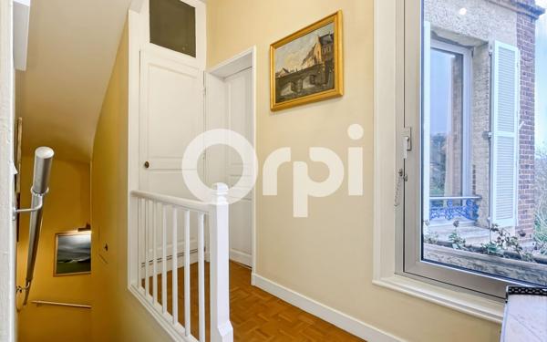 Maison à vendre    7 pièces •  Évreux