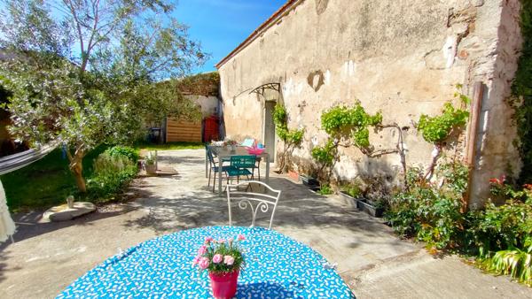 Maison à vendre au coeur de Moutiers les Mauxfaits