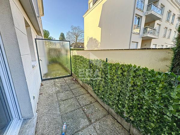 Appartement Lamorlaye 1 pièce 24.78 m2