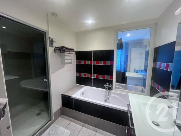 Appartement T3 à vendre  3 pièces - 82 m2 AURILLAC - 15