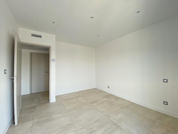 A VENDRE - TOULOUSE Lardenne - Appartement neuf T4 duplex avec balcon, 2 places de parking et cellier