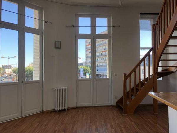 A louer à Châteauroux hyper centre, appartement duplex T3