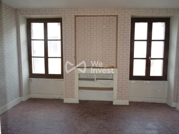 À vendre – Immeuble avec local commercial et potentiel d’habitation