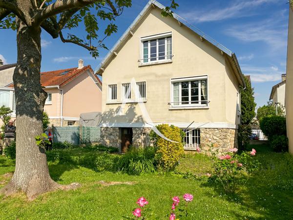 Maison Bois D Arcy 4 pièce(s) 80 m2