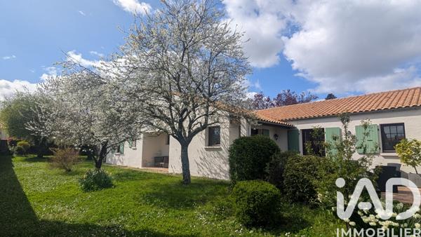 Maison à vendre 6 pièces 137 m² Sainte-Soulle