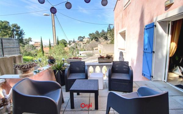 Maison à vendre    4 pièces • 118 m2 Marseille 10