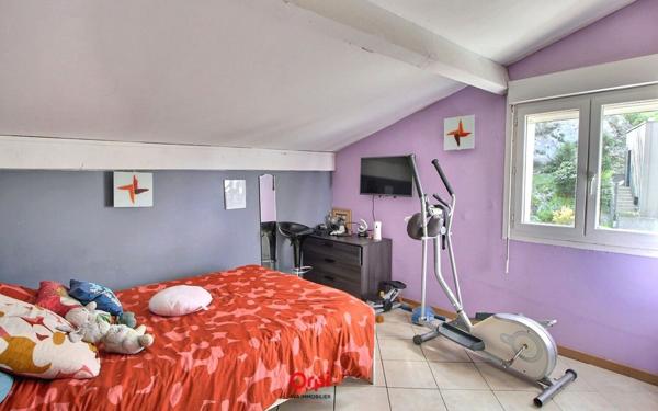 Maison à vendre    4 pièces • 118 m2 Marseille 10