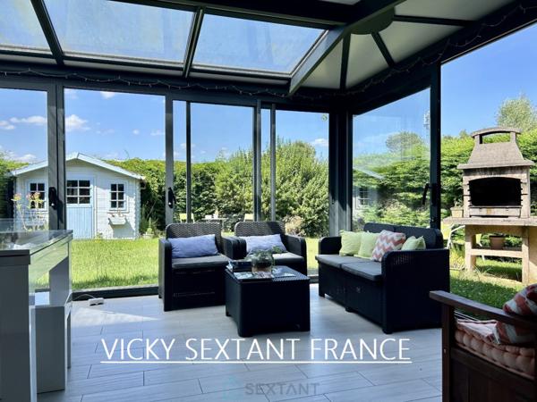 Maison semi individuelle pleine de charme sur secteur prisé et calme.