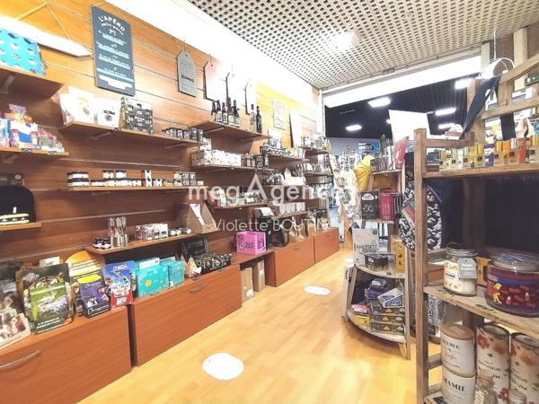 Fonds De Commerce à BEAUPREAU-EN-MAUGES, 49600 - 2 pièces 42m²