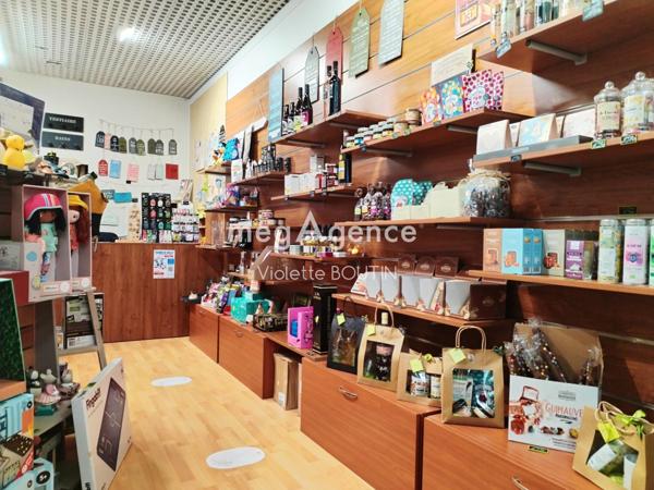 Fonds De Commerce à BEAUPREAU-EN-MAUGES, 49600 - 2 pièces 42m²