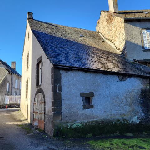 Grande maison SAINT SATURNIN Saint-Saturnin (15190)