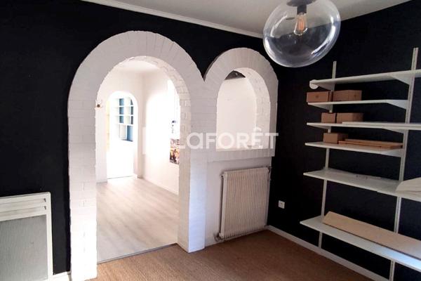 Location local commercial Reims - 46 m² - 1 390 €/mois