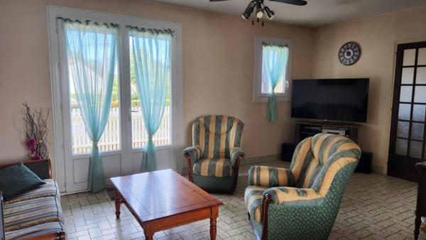 Maison dans le bourg de Bournezeau