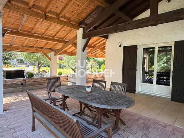 Maison d'exception à vendre à Castelnau-de-Médoc - Référence 793