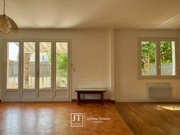 Maison
                                                                                                                                                                                                                                                                                                                        4 pièce(s)                                                                                                                                                                                                          2 chambre(s)                                                                                                                                                                                                          95  m²