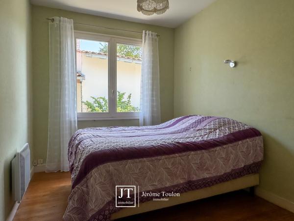 Maison
                                                                                                                                                                                                                                                                                                                        4 pièce(s)                                                                                                                                                                                                          2 chambre(s)                                                                                                                                                                                                          95  m²