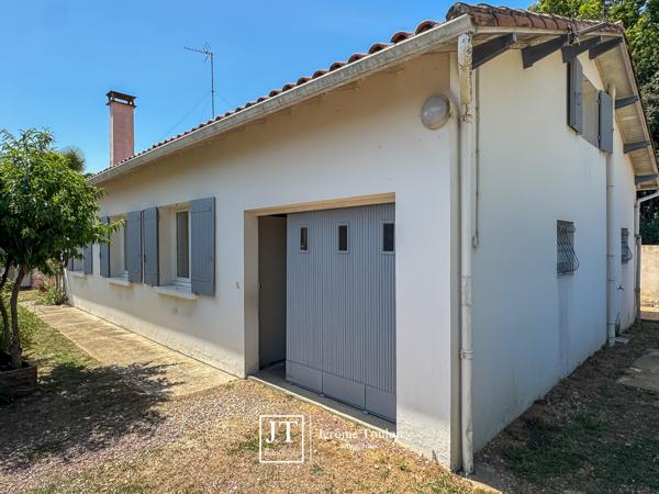 Maison
                                                                                                                                                                                                                                                                                                                        4 pièce(s)                                                                                                                                                                                                          2 chambre(s)                                                                                                                                                                                                          95  m²