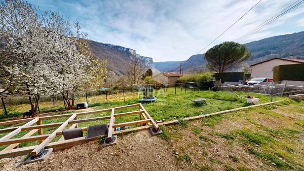 Maison hauteurs de Tenay