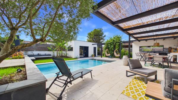 Maison contemporaine à Tosse - Calme, confort et prestations de qualité Tosse