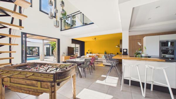 Maison contemporaine à Tosse - Calme, confort et prestations de qualité Tosse