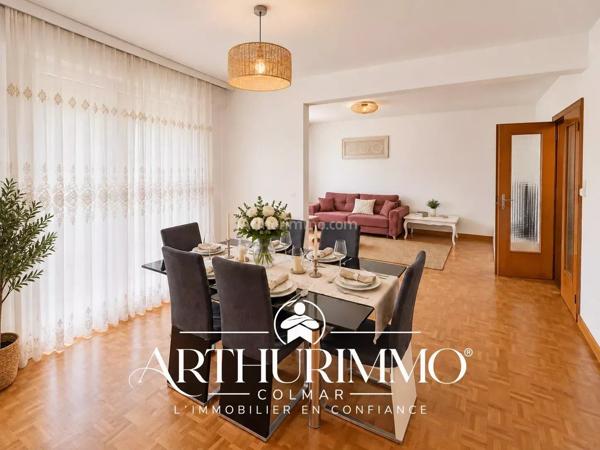 Vente                                                      Appartement
                        
                     5 pièces                      97 m2                     à Wintzenheim