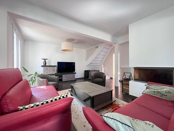 Superbe maison familiale aux volumes généreux avec piscine !