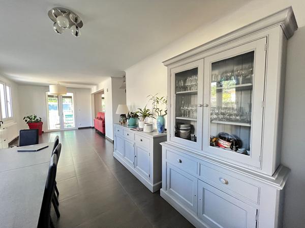 Superbe maison familiale aux volumes généreux avec piscine !