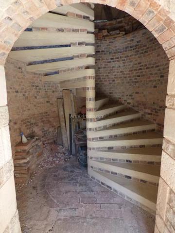 Vente Propriété 11 pièces 310 m2 à Noyers