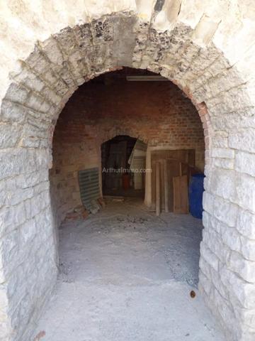 Vente Propriété 11 pièces 310 m2 à Noyers