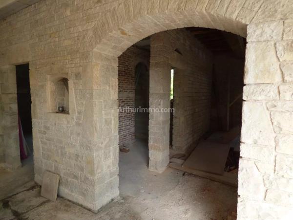 Vente Propriété 11 pièces 310 m2 à Noyers