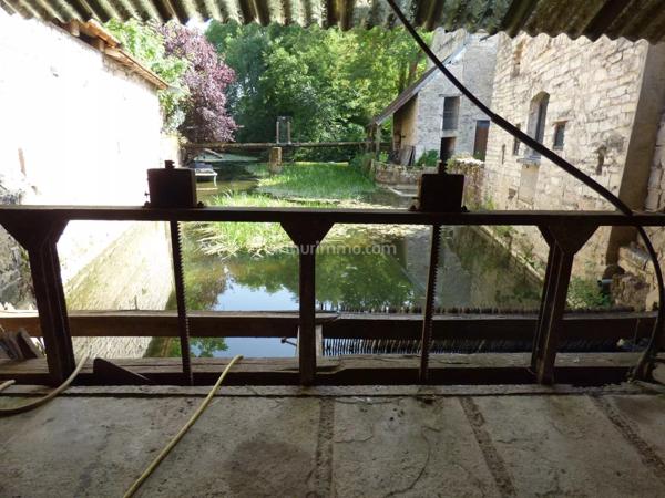 Vente Propriété 11 pièces 310 m2 à Noyers