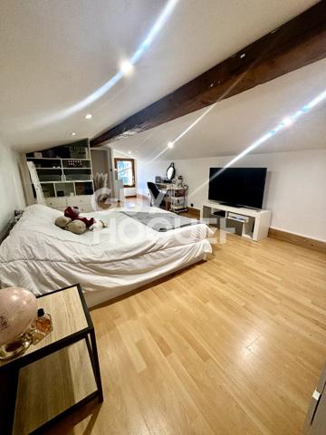 VILLA 168 m² . 870m² de terrain + GRANGE DE 116M2