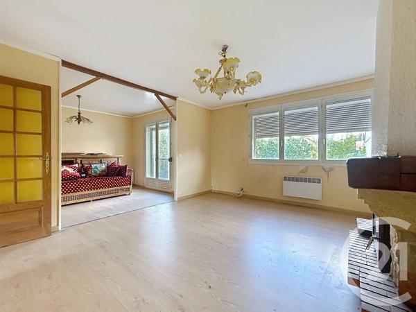 Maison à vendre  5 pièces - 114,36 m 2   FAGNIERES  - 51