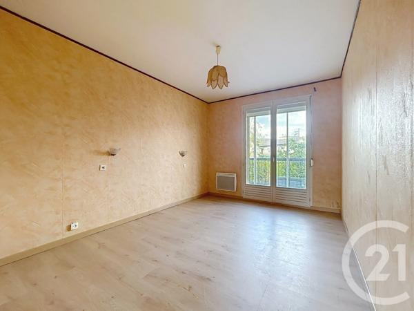 Maison à vendre  5 pièces - 114,36 m 2   FAGNIERES  - 51