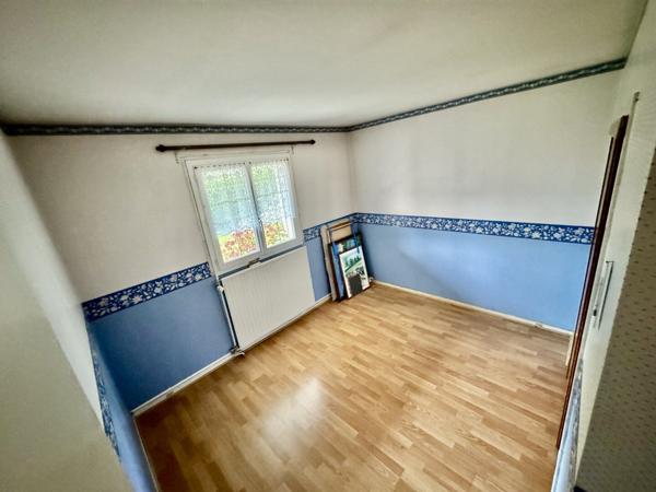 Maison 6 pièces de 122m2 sur 662m2 de terrain à Claye-souilly