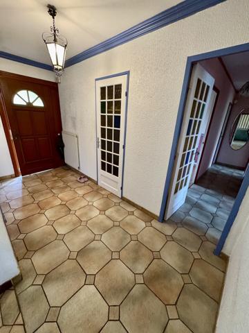 Maison 6 pièces de 122m2 sur 662m2 de terrain à Claye-souilly