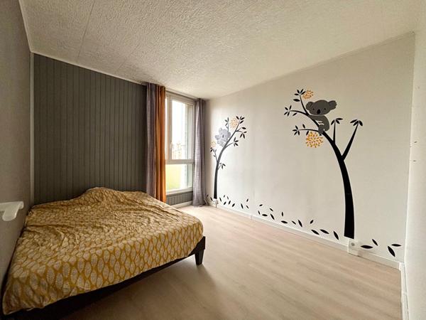 Appartement Bois D Arcy 3 pièce(s) 66 m2